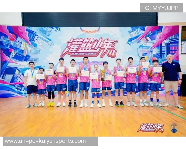 篮球明星的无车生活与梦想追逐之旅